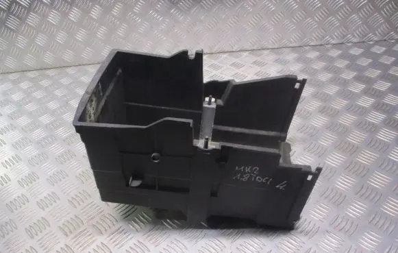 Ford Focus Battery box tray 