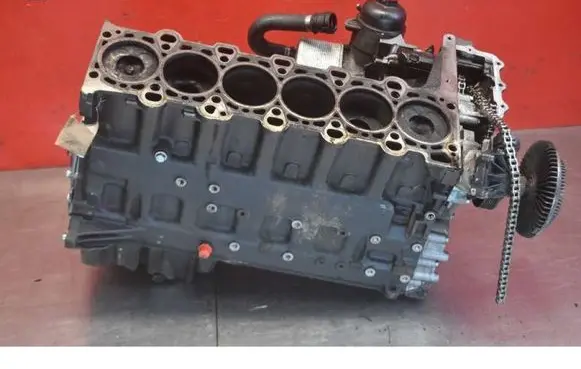 BMW 3 E46 Engine block 2246643