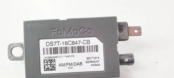 Ford Mondeo MK V Antenna control unit DS7T18C847CB A6493487007