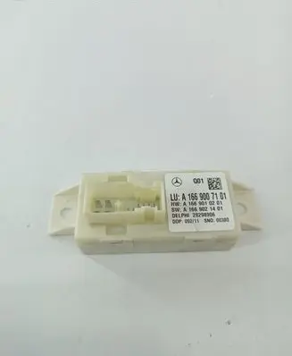 Mercedes-Benz C W204 Light module LCM A1669007101
