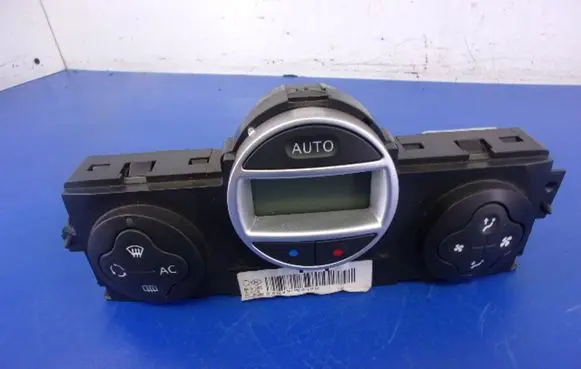 Renault Megane II Climate control unit 8200413906