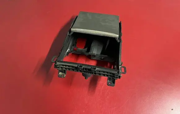 BMW X6 G06 Glove box central console 9399863 6810497