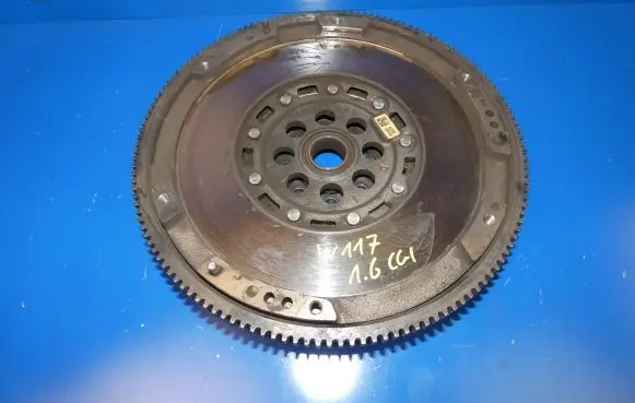 Mercedes-Benz CLA C117 X117 W117 Clutch set kit A2700300205 A2700