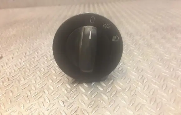 BMW 7 E38 Light switch 8363683