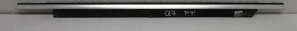 Audi Q7 4L Rear door windshield rail 