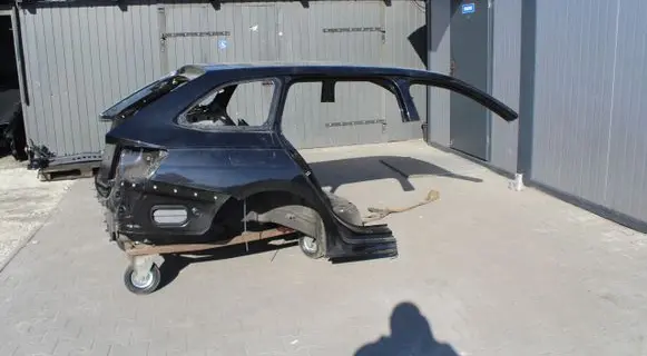 Skoda Octavia Mk4 Front piece kit 5783319