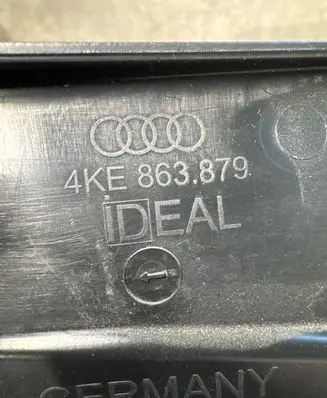 Audi e-tron Trunk/boot side trim panel 4KE863879 4K9885681 4KE885681