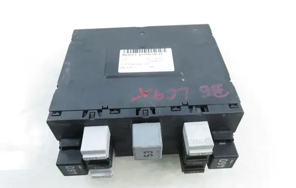 Volkswagen PASSAT B6 Central body control module 3C0937049AG