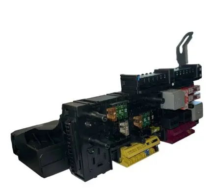 Mercedes-Benz C W204 SAM control unit 2049060205 5DK01102211 2319025101