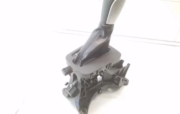 Gear shifter/selector