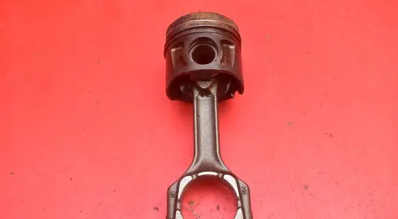 Piston