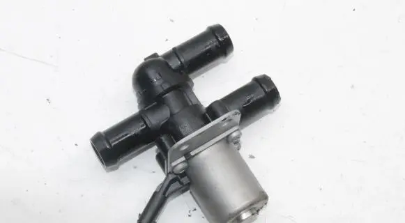 Volvo XC40 Electric auxiliary coolant/water pump 31684222
