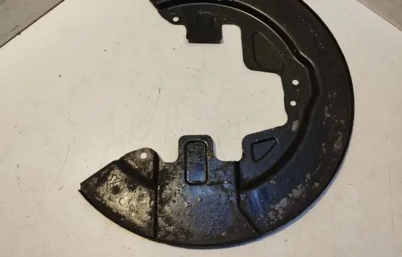 Volvo XC60 Front brake disc dust cover plate 