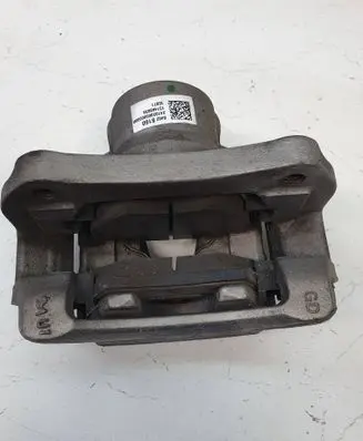 Chevrolet Volt II Front brake caliper 84028160 137468836 2410200000000R