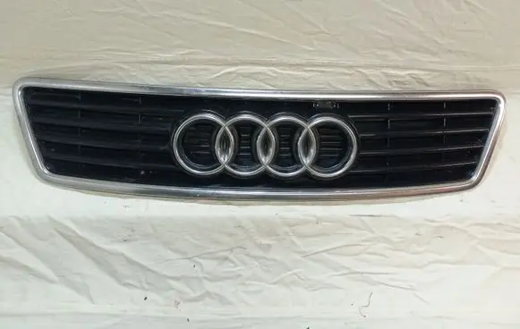 Audi A6 S6 C5 4B Front grill 4B0853651A
