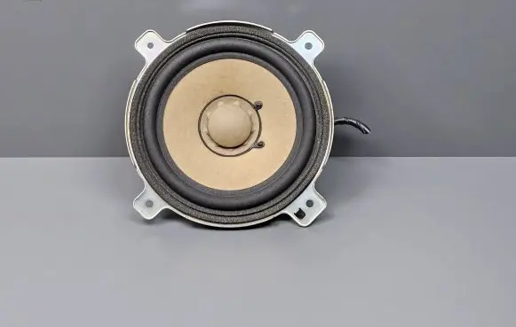 Honda Accord Subwoofer speaker EAS20PL310A G8917D