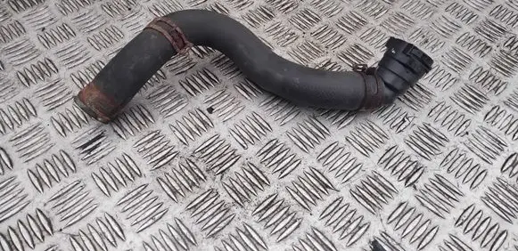 Honda CR-V Engine coolant pipe/hose