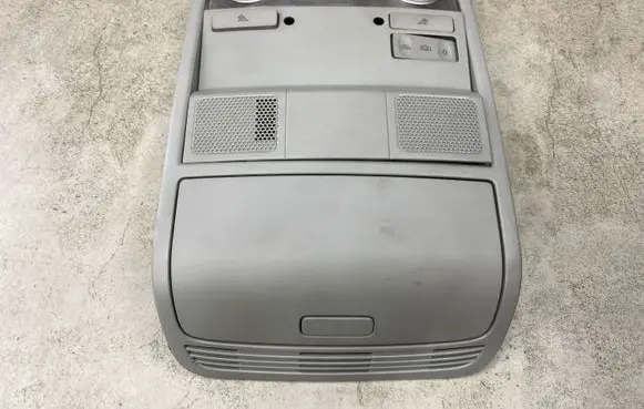 Volkswagen PASSAT B6 Front seat light 3C0867489C