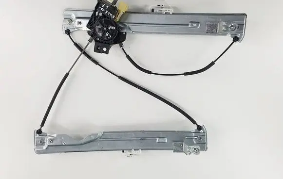 Ford Kuga II Front door window regulator with motor