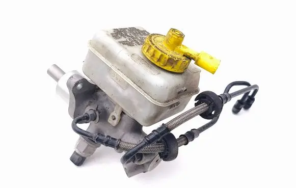Volkswagen Bora Master brake cylinder 1J1611301B