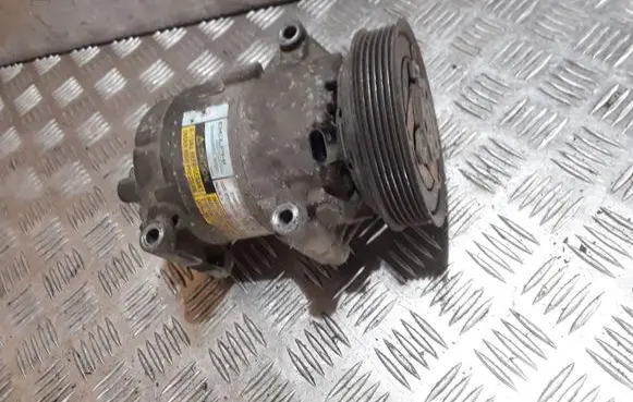 Renault Scenic II - Grand scenic II Air conditioning (A/C) compressor (pump) 8200316164