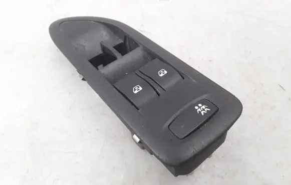 Renault Laguna II Electric window control switch 26515