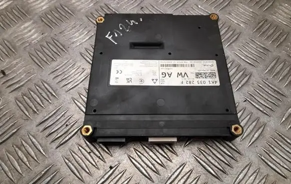 Volkswagen Touareg III Other control units/modules 4K1035282F