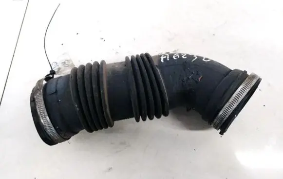 Citroen Berlingo Air intake hose/pipe 9634642380