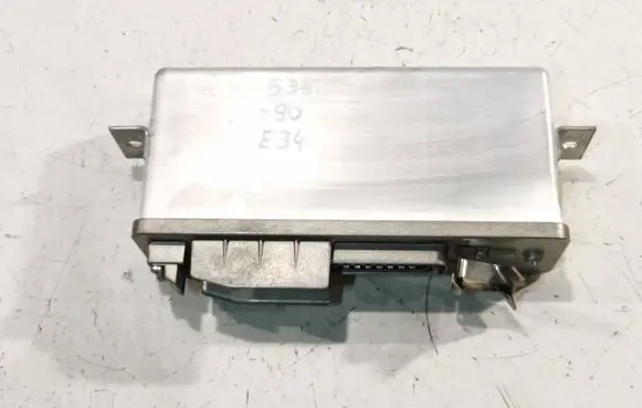 BMW 5 E34 ABS control unit/module 0265100049 9500312