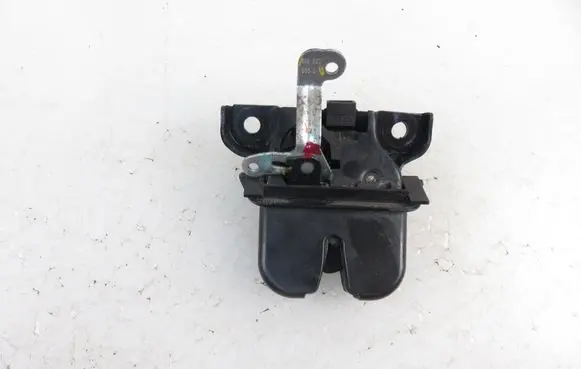 Audi A3 S3 8L Tailgate/trunk/boot lock/catch/latch 8L0827505E