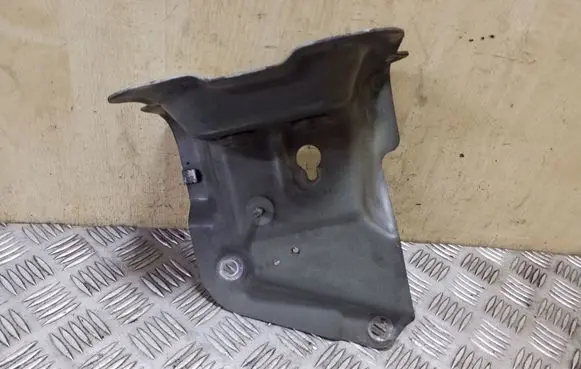 Chevrolet Captiva Other engine bay part