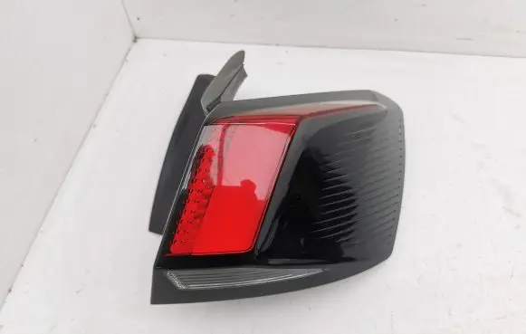 Peugeot 3008 II Rear/tail lights 9810477080