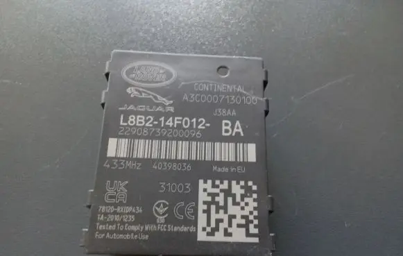 Land Rover Defender Tire pressure control unit L8B214F012BA L8B214F012