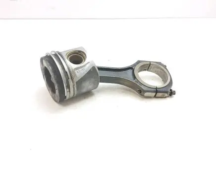 Mercedes-Benz Sprinter W906 Piston with connecting rod 65100