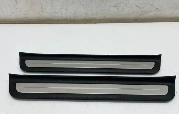 KIA Sportage Front sill trim cover 85884R2500 85874R2500