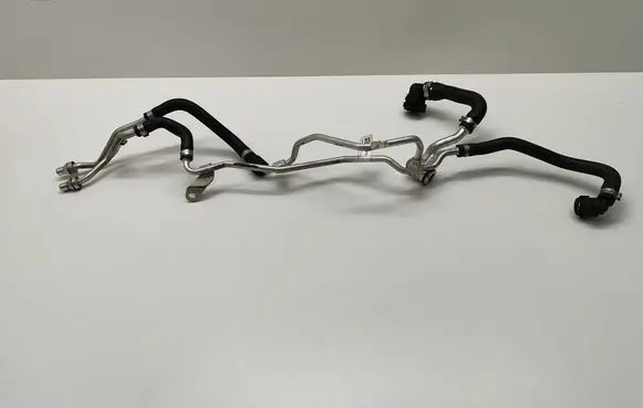 BMW 5 G30 G31 Engine coolant pipe/hose 8583942 8576311 858394204