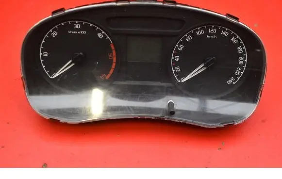 Skoda Roomster (5J) Speedometer (instrument cluster) 5J0920800C