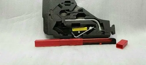 Audi A3 S3 8P Tool set