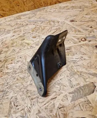 Skoda Rapid (NH) Fender mounting bracket 5JA821142A
