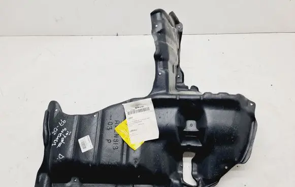 Toyota Avensis T220 Engine splash shield/under tray 6601028160872P