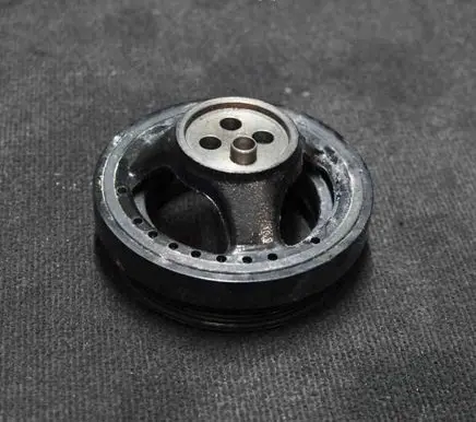 Mercedes-Benz C W204 Crankshaft pulley A6510300803