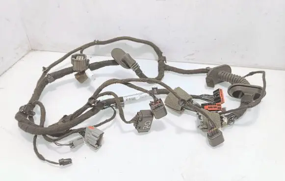 Jaguar XF X250 Front door wiring loom 8X2T14B121HD A12089244 A12096679