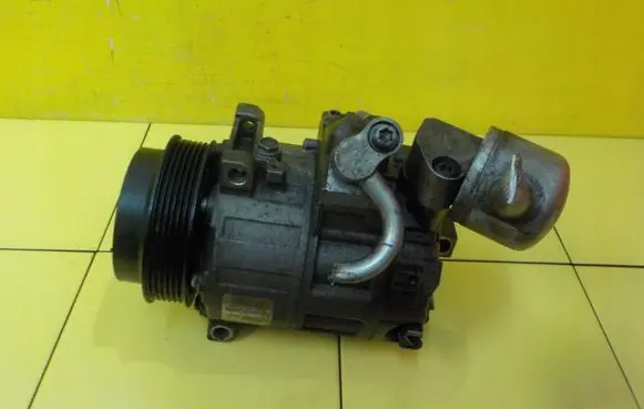 Mercedes-Benz C W204 Air conditioning (A/C) compressor (pump) A0022304511