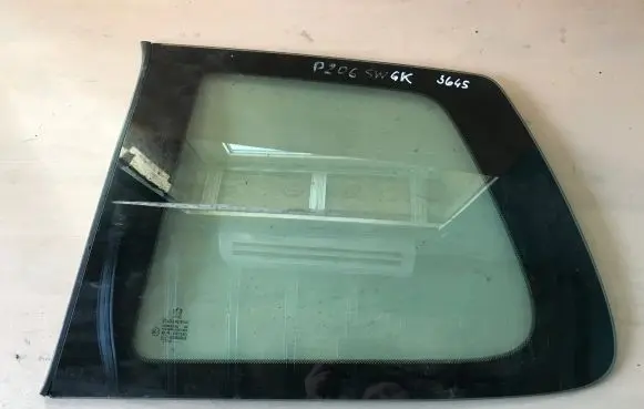 Peugeot 206 Rear side window AS2