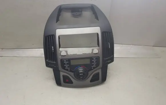 Hyundai i30 Climate control unit 972502LXXX U05F05