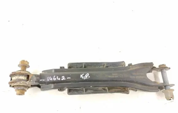 Rear control arm