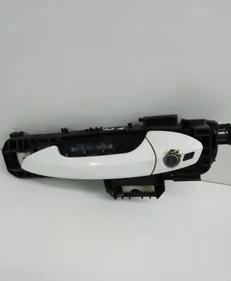 Mercedes-Benz E W212 Front door exterior handle A2047601534 A358401