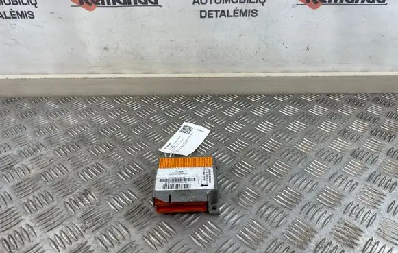 Mercedes-Benz E W210 Airbag control unit/module 0018200026