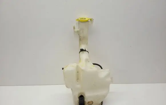 Chrysler Town & Country V Windshield washer fluid reservoir/tank 05113650AD