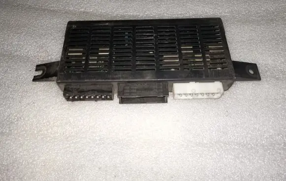 BMW 5 E39 Light module LCM 8386207